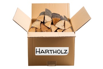 Brennholz im Karton